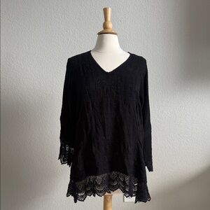 Johnny Was | Black Lace Trim Tunic Top - M